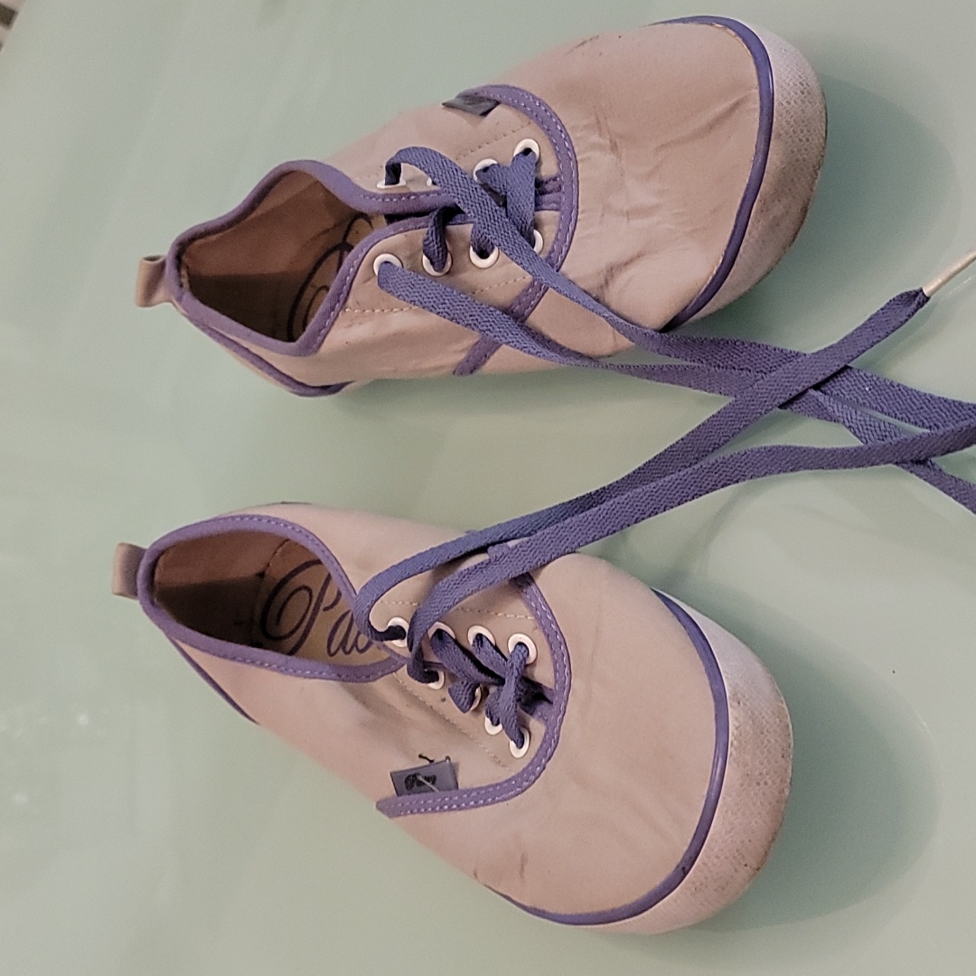 Patsy Lavender Sneakers 7.5